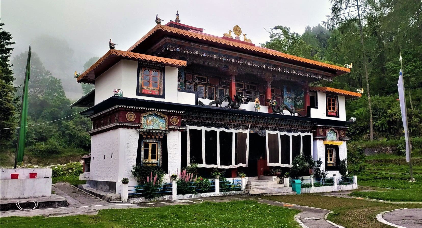 LACHUNG MONASTERY, NORTH SIKKIM